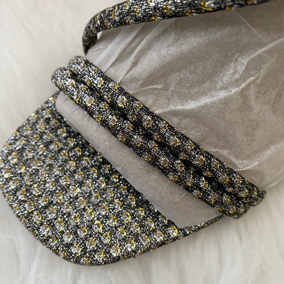 Beautiful heels - Picture 3 of 16